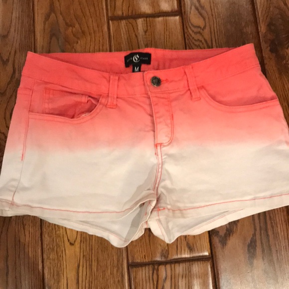 Pants - Coral and white ombré shorts. Size medium. Pants - Coral and white ombré shorts. Size medium.
